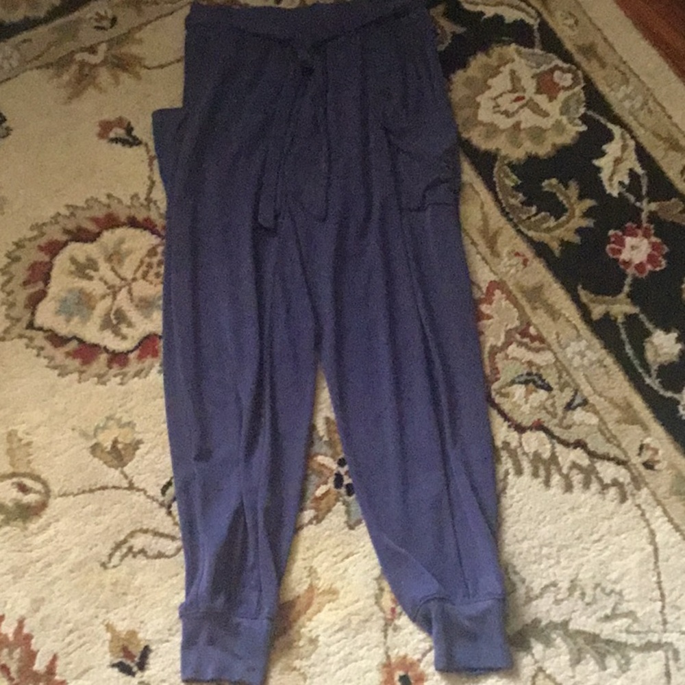 Cute and flowy pants from aerie!